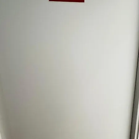 Luciano Cordeiro Quarto em Acomodações Particulares Lisboa