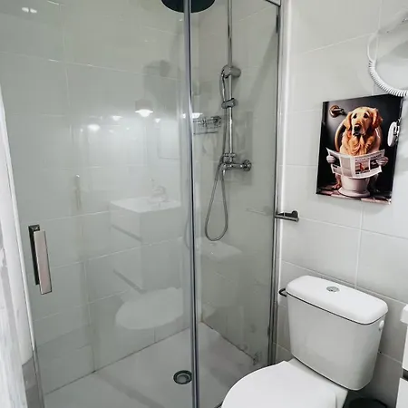 Luciano Cordeiro Quarto em Acomodações Particulares