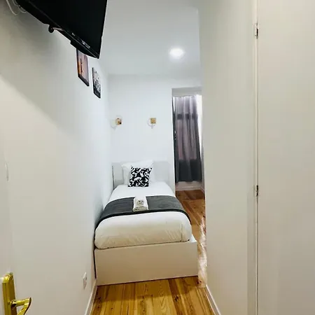 Quarto em Acomodações Particulares Luciano Cordeiro Lisboa