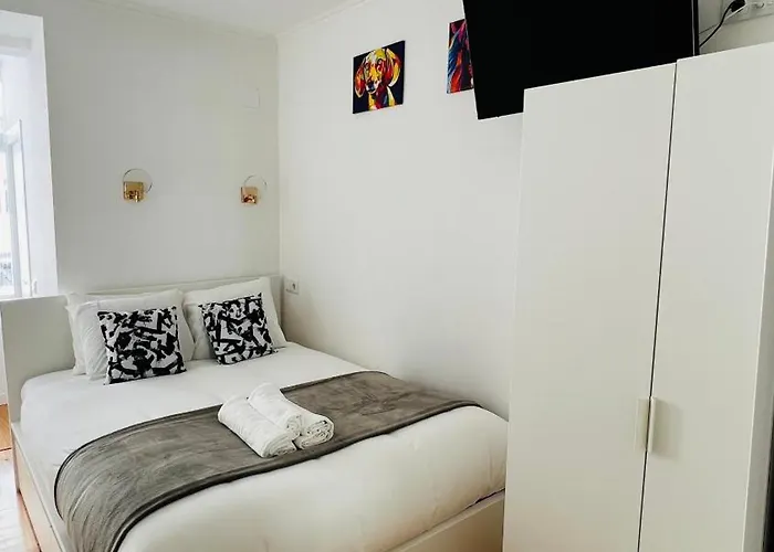 Homestay Luciano Cordeiro Lisbon