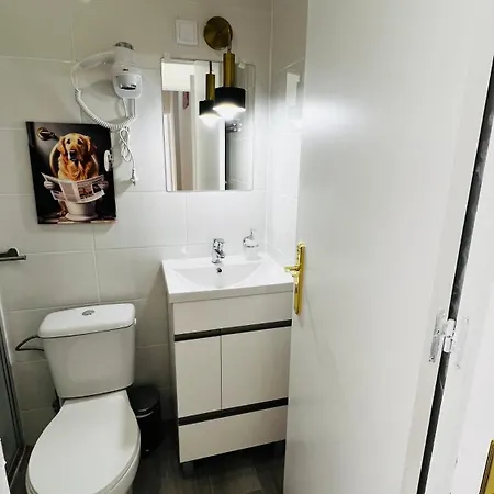 Luciano Cordeiro Δωμάτια σε οικογενειακή κατοικία *